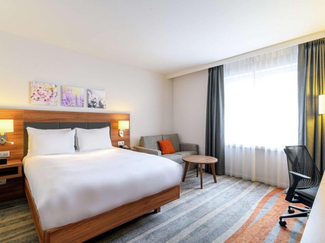 Hilton Garden Inn Brussels City Centre - Immagine 4
