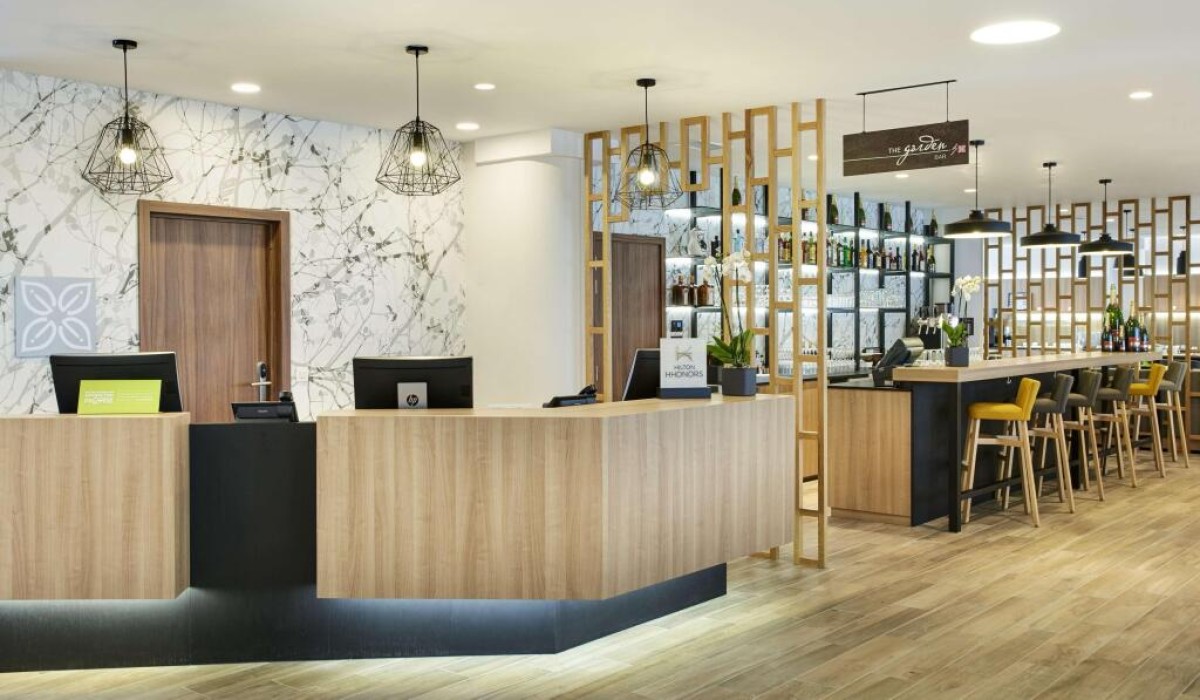 Hilton Garden Inn Brussels City Centre - Immagine 2