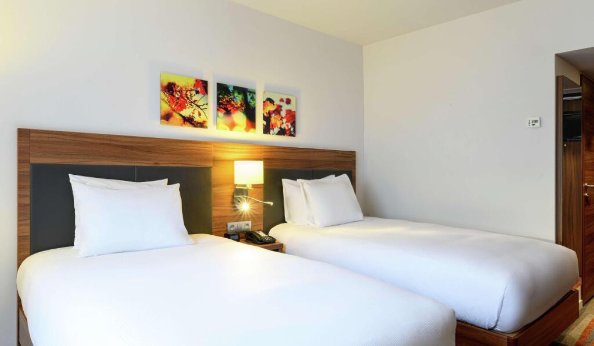 Hilton Garden Inn Brussels City Centre - Immagine 9