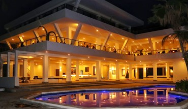 Barracuda Inn Resort