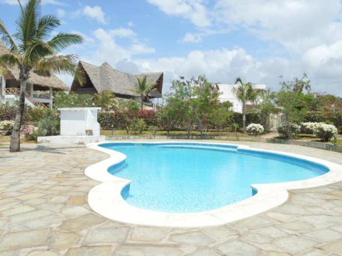 Pole Pole Beach House - Immagine 7