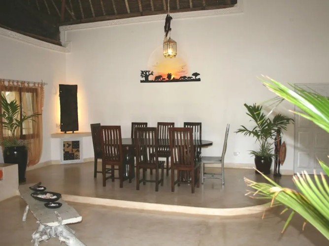 Deluxe Villa With Garden / Pool With Service Staff 150mt From the sea - Immagine 8