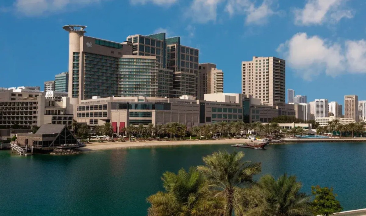 Beach Rotana Hotel - Immagine 1