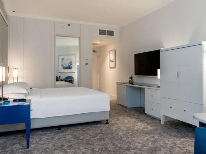 Beach Rotana Hotel - Immagine 10