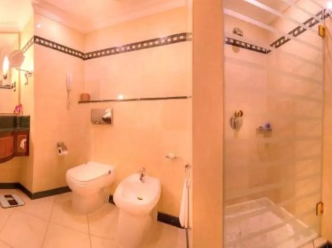 Corniche Hotel Abu Dhabi - Immagine 9
