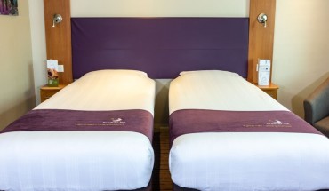 Premier Inn Abu Dhabi Airport (Business Park) Premier Inn Abu Dhabi Airport (Business Park)