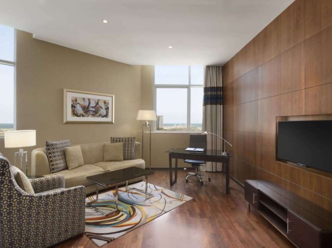 Ramada by Wyndham Abu Dhabi Corniche - Immagine 4