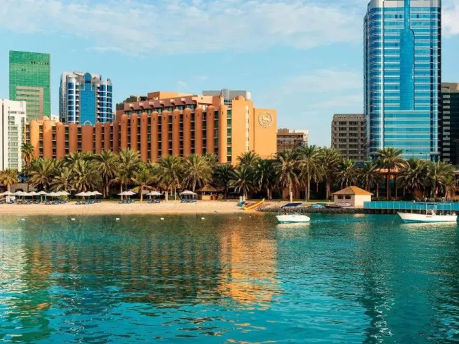 Sheraton Abu Dhabi Hotel & Resort - Immagine 1