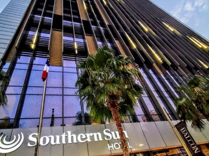 Southern Sun Abu Dhabi Hotel - Immagine 1