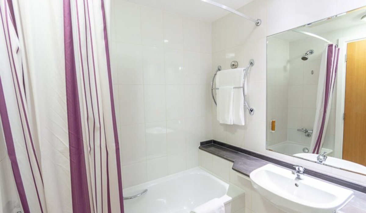 Premier Inn Abu Dhabi Airport (Business Park) - Immagine 9