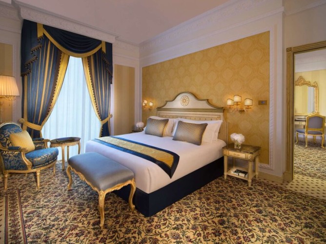 Royal Rose Abu Dhabi, a Curio by Hilton Affiliated Hotel - Immagine 3