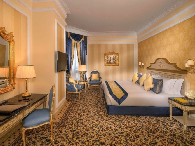 Royal Rose Abu Dhabi, a Curio by Hilton Affiliated Hotel - Immagine 8