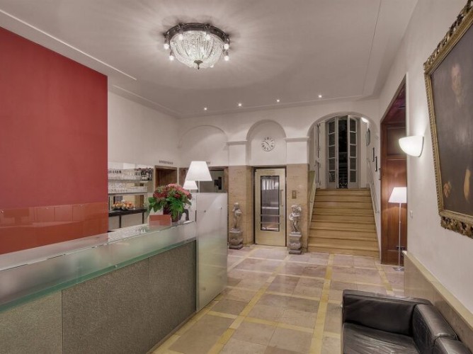 Alpen Hotel München - Immagine 2