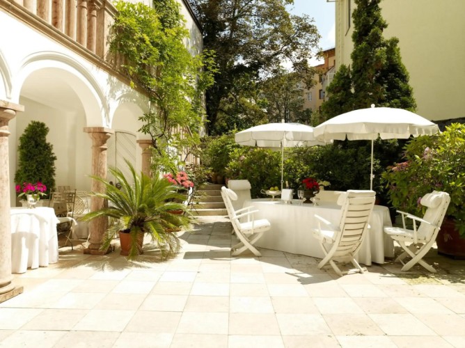 Opera Hotel - Immagine 2