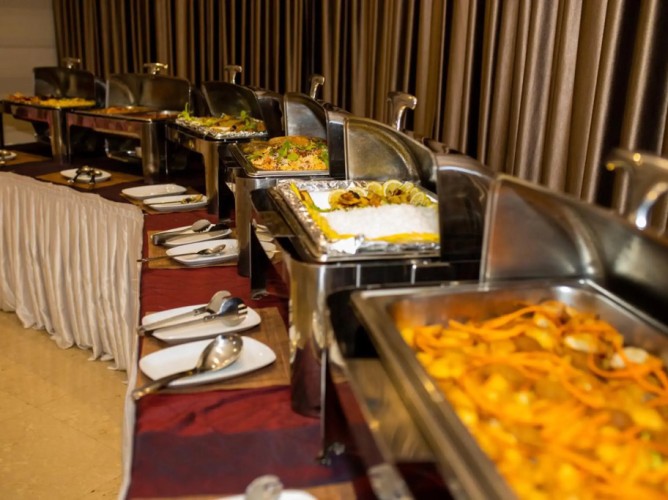 Ewan Ajman Suites Hotel - Immagine 10