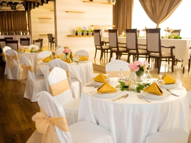 Ewan Ajman Suites Hotel - Immagine 7