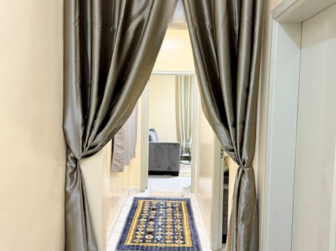Friends Break Downtown Apartment Hotel - Immagine 5