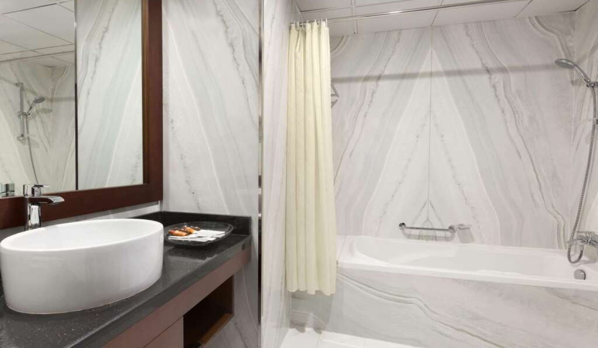 Howard Johnson by Wyndham Bur Dubai - Immagine 9