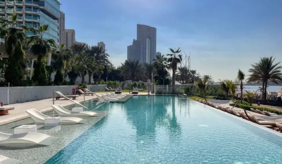 La Vie 1BR on JBR with Private Beach Dubai Apartments - Immagine 8