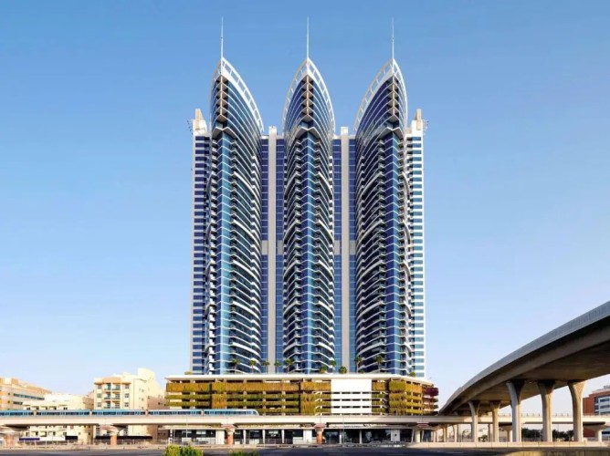 Novotel Dubai Al Barsha - Immagine 1