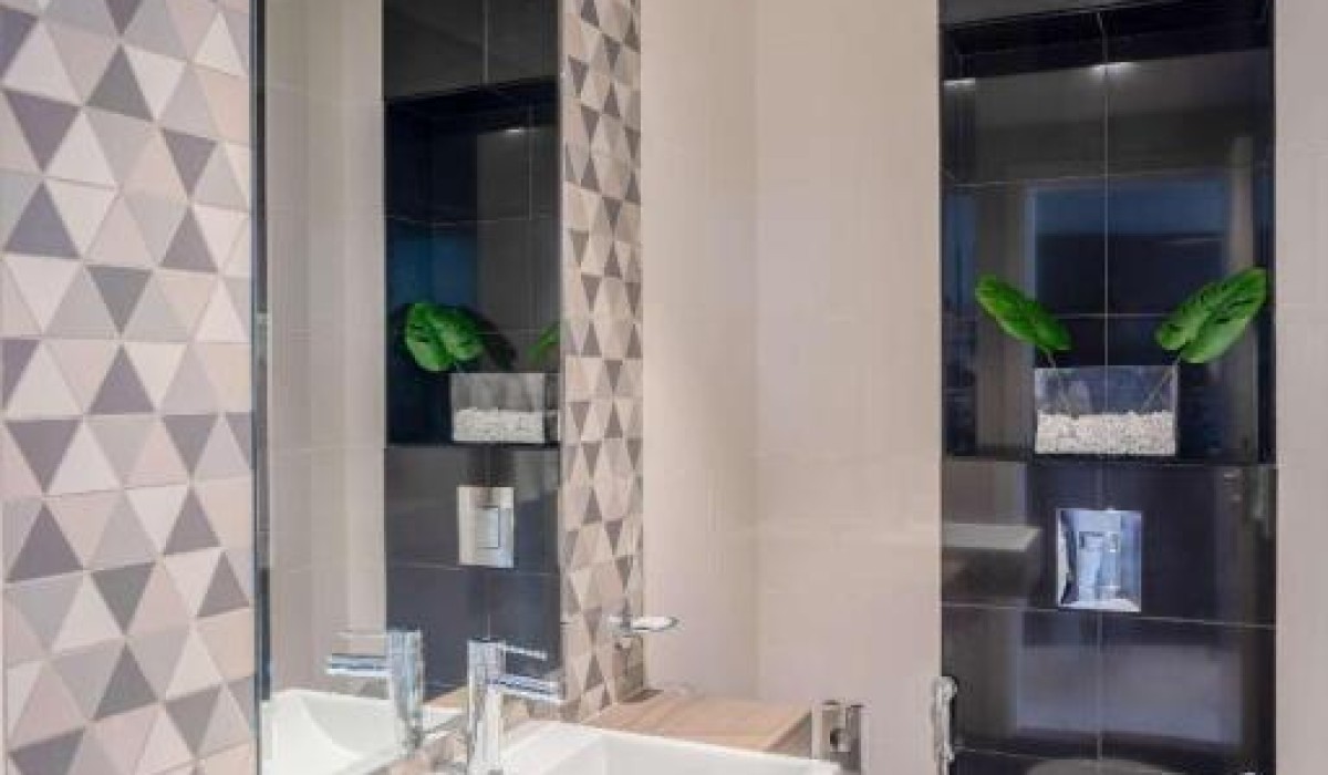 Radisson Dubai Damac Hills - Immagine 10