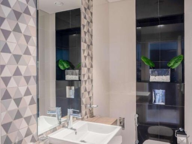 Radisson Dubai Damac Hills - Immagine 10