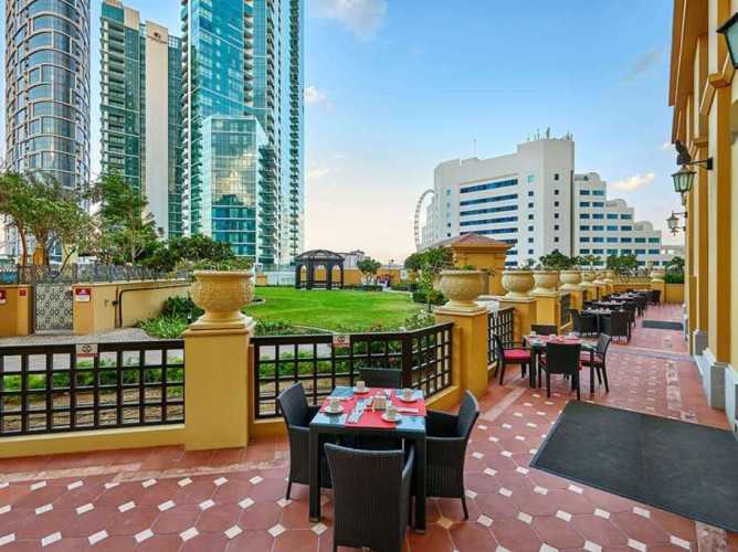 Ramada Hotel & Suites by Wyndham JBR - Immagine 2