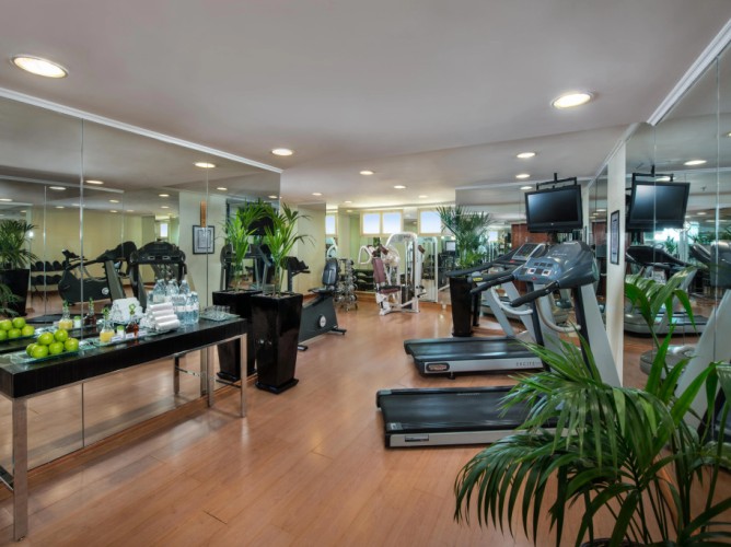 Savoy Central Hotel Apartments - Immagine 2