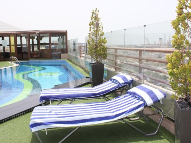 Sea View Hotel - Immagine 2