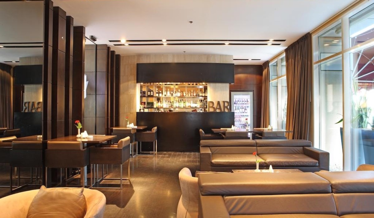 Sea View Hotel - Immagine 8