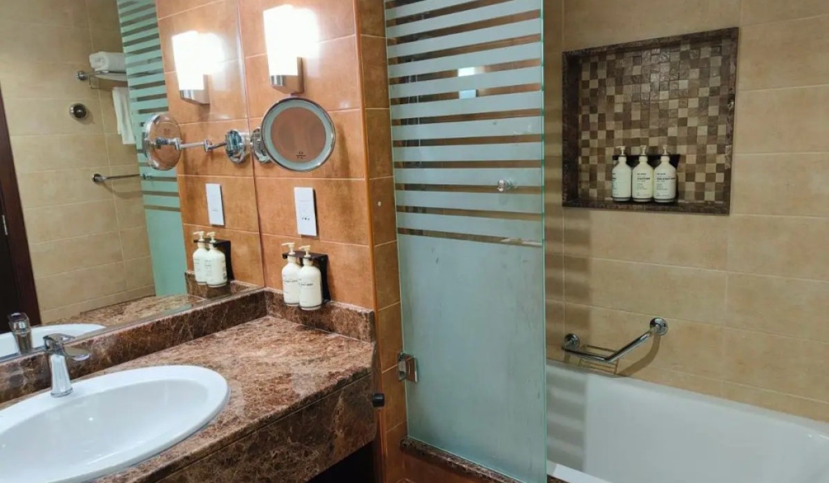 Seven Seas Hotel - Immagine 5