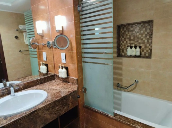 Seven Seas Hotel - Immagine 5