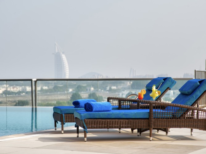 Two Seasons Hotel & Apartments - Immagine 4