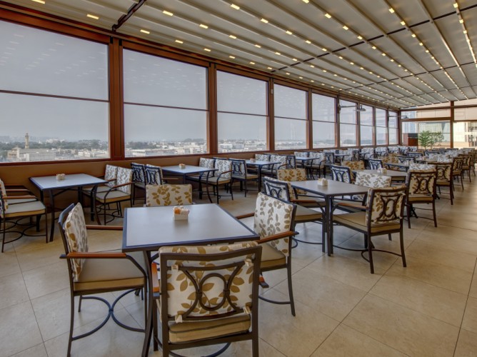 Two Seasons Hotel & Apartments - Immagine 7