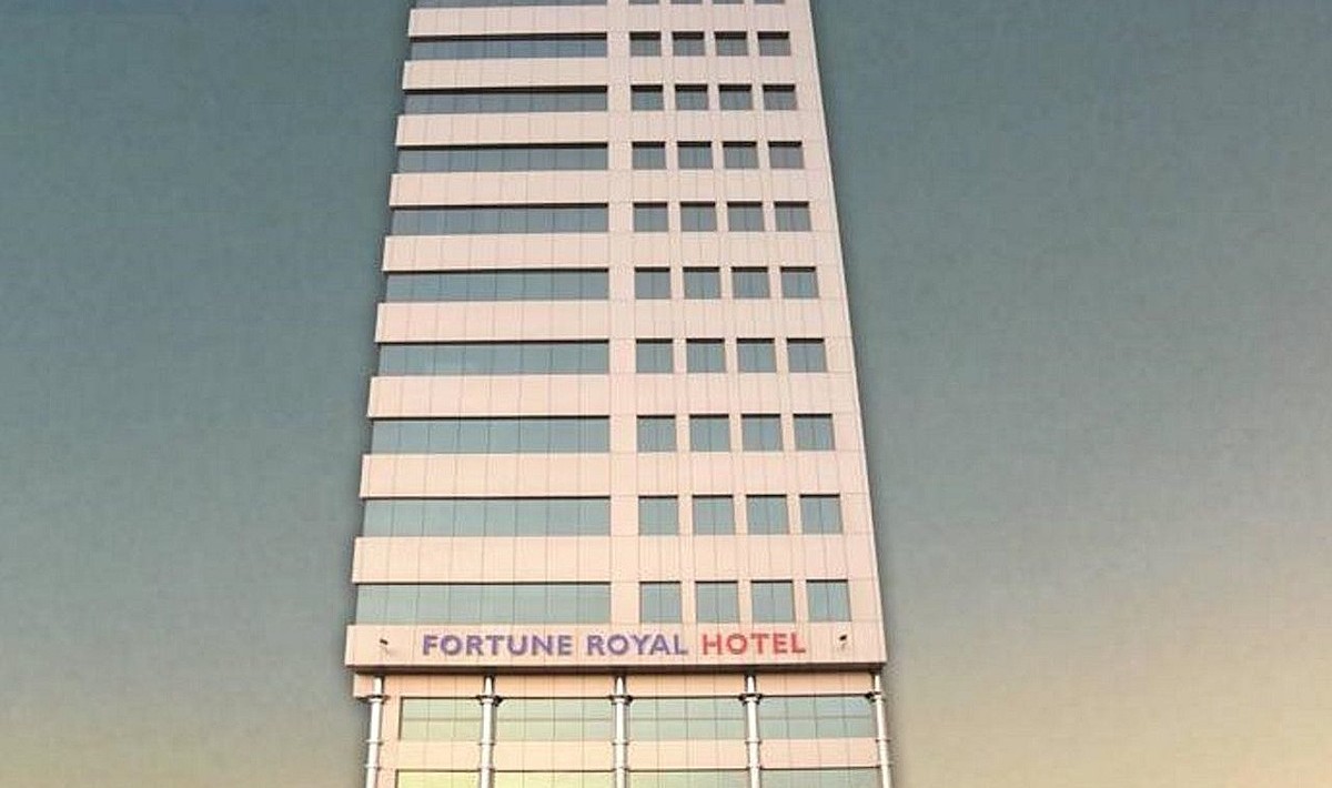 Fortune Royal Hotel - Immagine 1