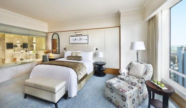 The Ritz-Carlton, Dubai International Financial Centre The Ritz-Carlton, Dubai International Financial Centre