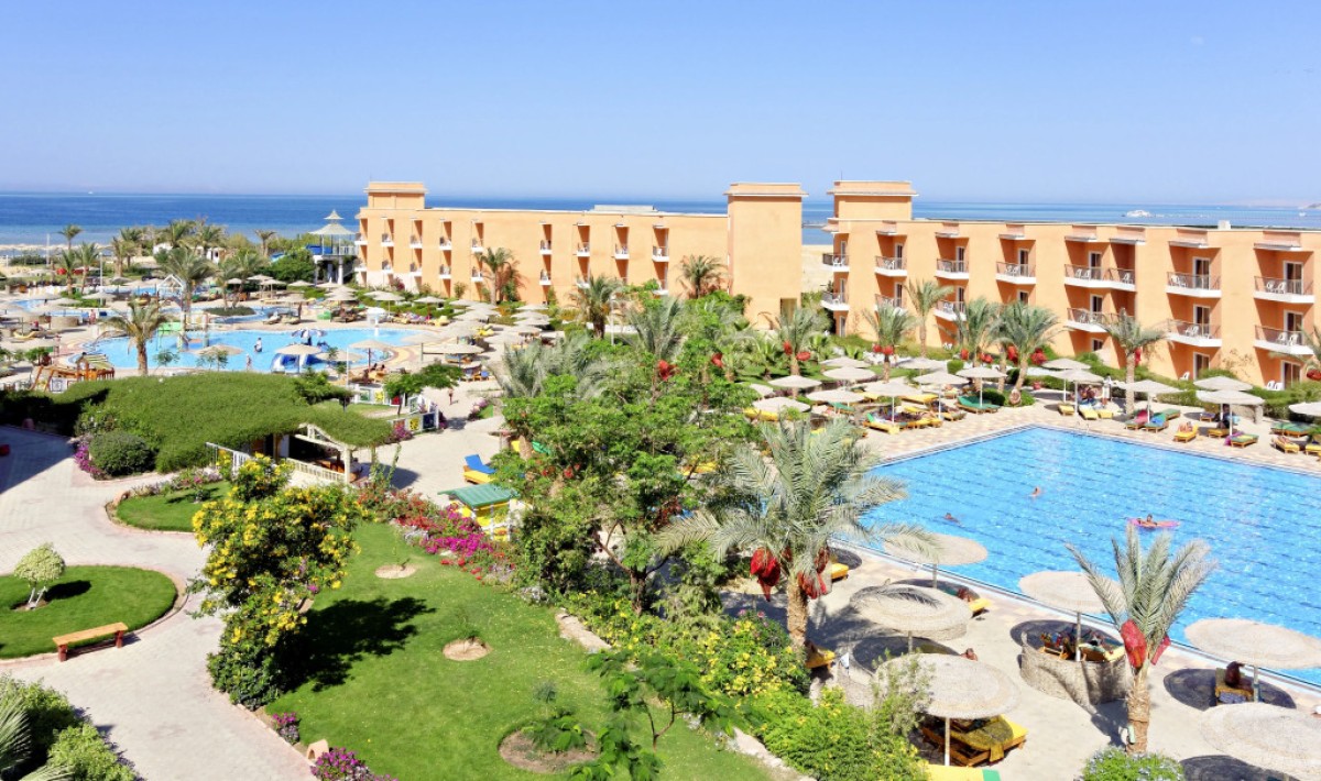 Three Corners Sunny Beach Resort - Immagine 1