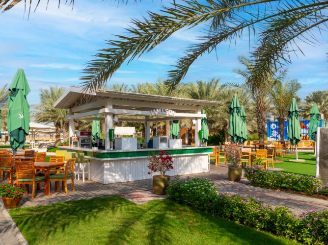 Al Habtoor Grand Resort, Autograph Collection® - Immagine 8