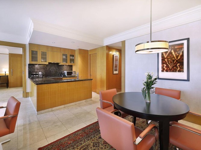 The Ritz-Carlton Residences, Dubai International Financial Centre - Immagine 9