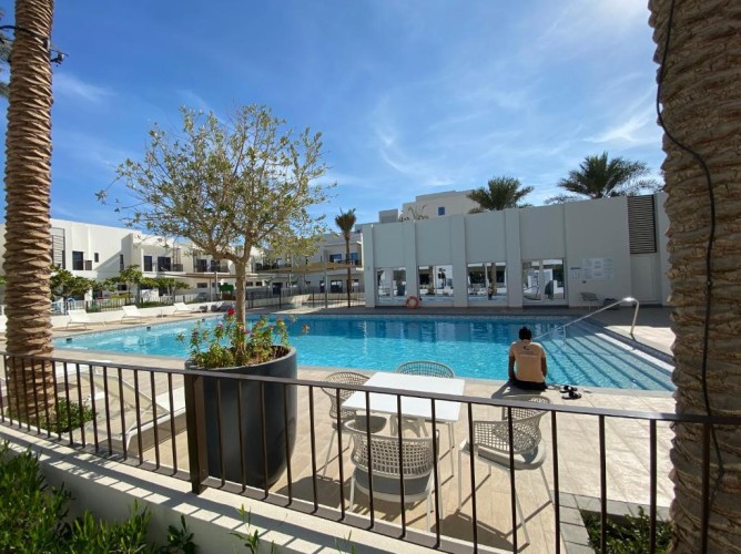 The White villa - Immagine 3