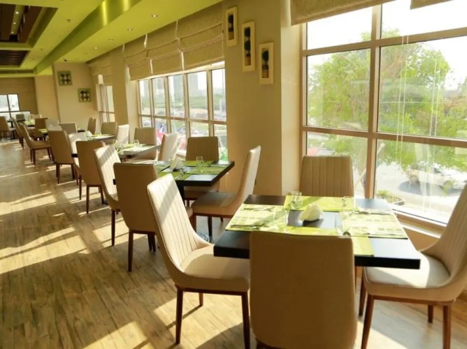 Royal View Hotel - Immagine 3
