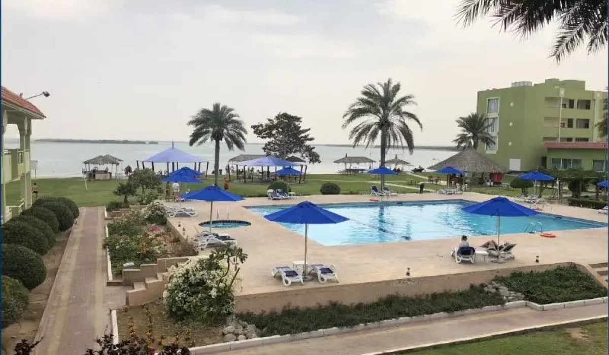 Flamingo Beach Hotel - Immagine 2