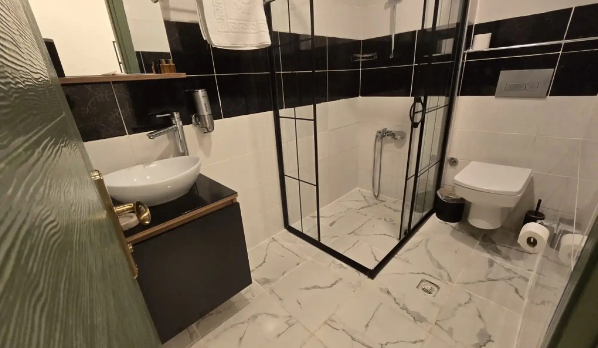 Grand Rafinn Hotel - Immagine 4