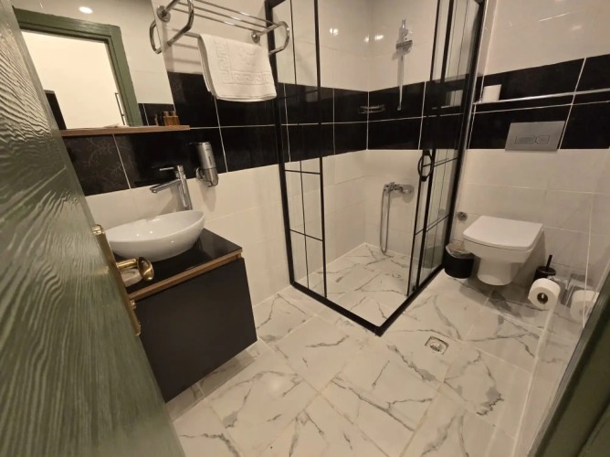 Grand Rafinn Hotel - Immagine 4
