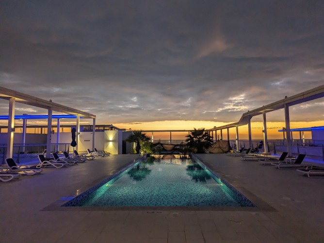 Luxurious Beachfront Marjan Island for Comfortable Stay Apartments - Immagine 4