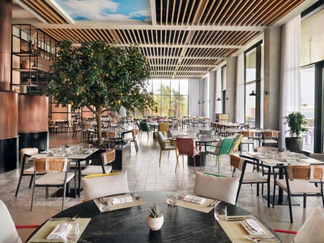 Mövenpick Resort Al Marjan Island - Immagine 4
