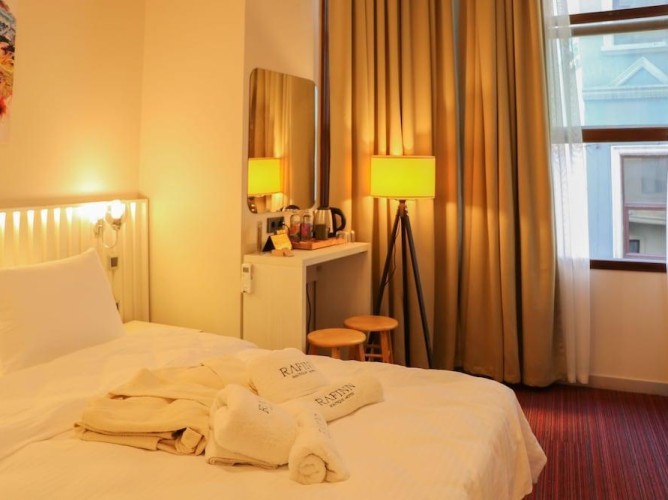 Rafinn Hotel - Immagine 1