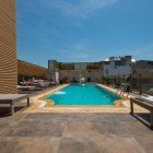 ChatGPT ha detto:

La piscina del Ramada Pera Istanbul offre relax tutto l’anno con area interna e rooftop stagionale, lettini e vista sulla città nel cuore di Beyoğlu.