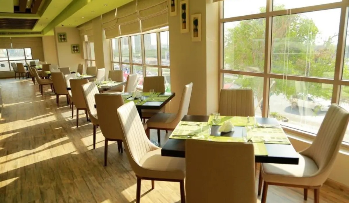 Royal View Hotel - Immagine 3