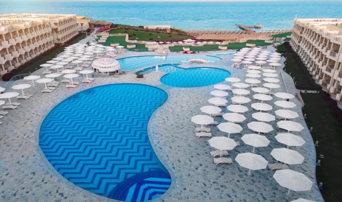 Sirena Beach Resort  Spa - Immagine 1